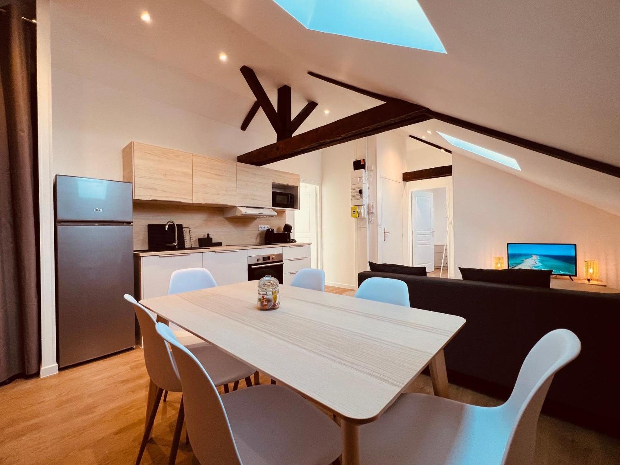 L'Ibiza - Home Homy Montluçon Eksteriør bilde